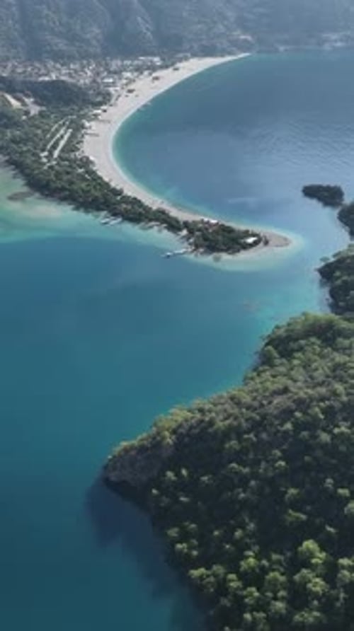 Vertical view of summer beach geometry