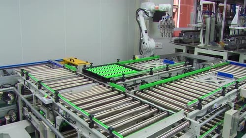 Real shot of fully mechanized automation production of new energy dry batteries lithium-ion, accumul