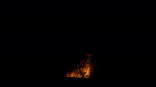 Ignite Sammlung: Ein kleines Feuer brutzelt aus einem Fass auf schwarzem Hintergrund, aufgenommen in 4K mit 120 Bildern pro Sekunde