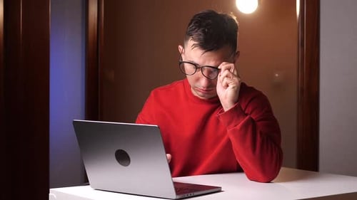 Fatigue and Headache When Working on a Computer in the Office or at Home