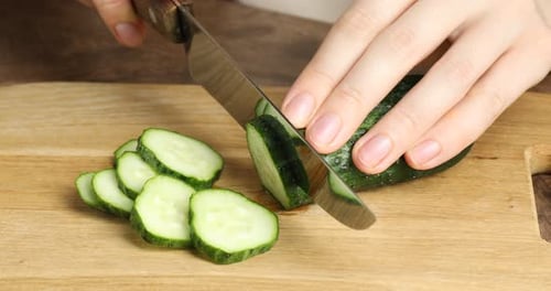 Cucumber Slices Freshness on Cutting Board Preparation