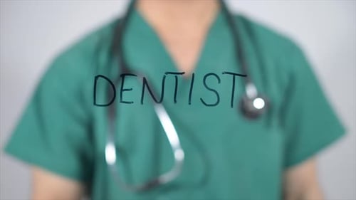 Dentist, Writing on Screen