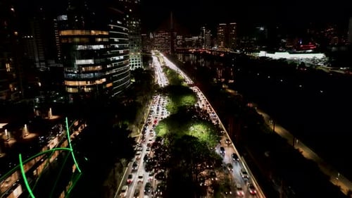 Horizonte de São Paulo na noite da cidade em São Paulo, Brasil.