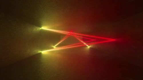 Lumières rouges et vertes vives sur le mur