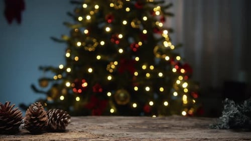 Festive Christmas Tree with Pinecones and Warm Lights