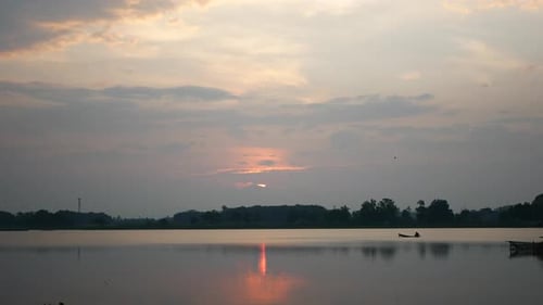 Hintergrundvideo bei Sonnenuntergang