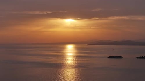 Coucher de soleil sur la mer