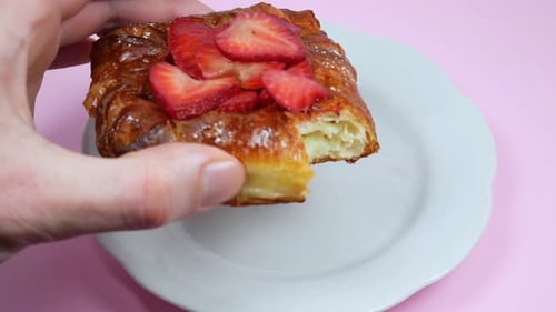 Cake With Fresh Strawberries