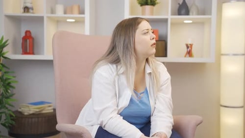 The troubled young woman is thoughtful, not well off.