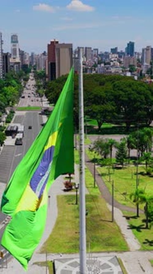 Cérémonie du drapeau du Brésil à Curitiba, Parana, Brésil