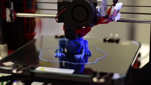 3D-Drucker arbeitet aus nächster Nähe