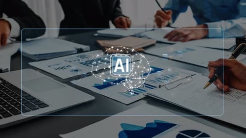 Geschäftstreffen mit Konzepten künstlicher Intelligenz auf digitalem Bildschirm, bei dem Datenanalysen vorgestellt werden,