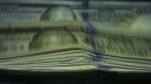 Automatische Closeup Bank-Ausrüstung zum Zählen von Bargeld. Geldwechsel von One