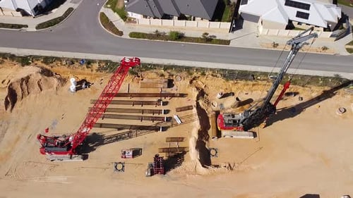 Vista aérea sobre el equipo de construcción para la extensión ferroviaria de Yanchep en Perth