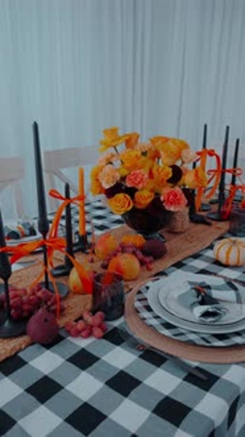 Decorated Harvest Table for Fall Entertaining
