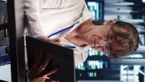 Espace vertical de haute technologie avec serveurs IA