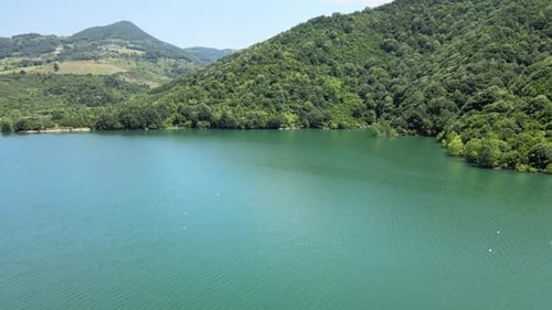 natural lake mountains