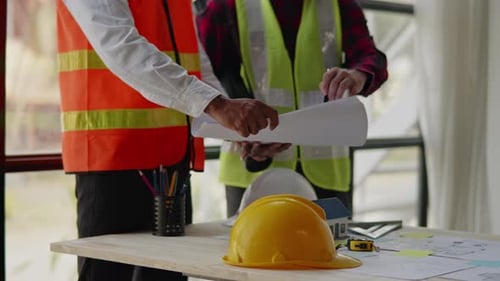 Working brainstorming for cost estimating on design architectural and engineering.