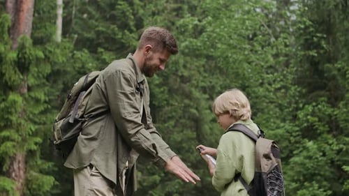 Father and Son Hiking Sprays Insect Repellent