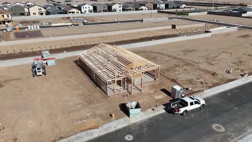 Casa emoldurada em construção