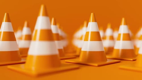 Imagen panorámica de la vista frontal sobre una cuadrícula de conos de tráfico de color naranja con puntos poco profundos sobre fondo naranja, seguridad