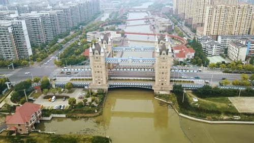 4K London Tower Bridge Replica in Suzhou, China