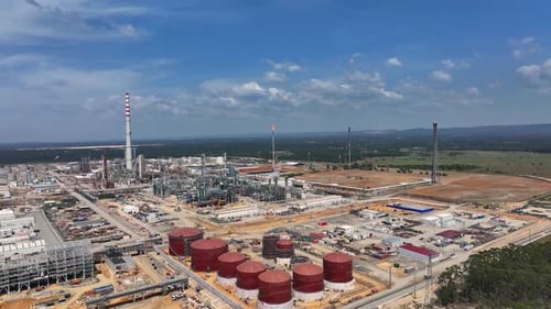 Oil refinery infrastructure showcases the dynamic energy landscape