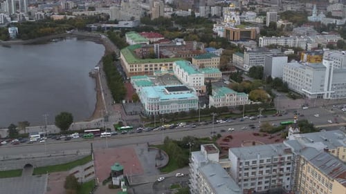Aterro da Lagoa Central e Plotinka, o Centro Histórico da Cidade de Ecaterimburgo, Rússia