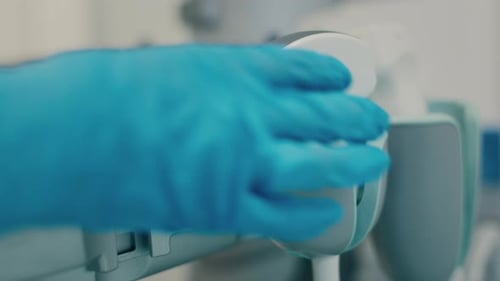 Primer plano de la herramienta de diagnóstico del escáner ultrasónico