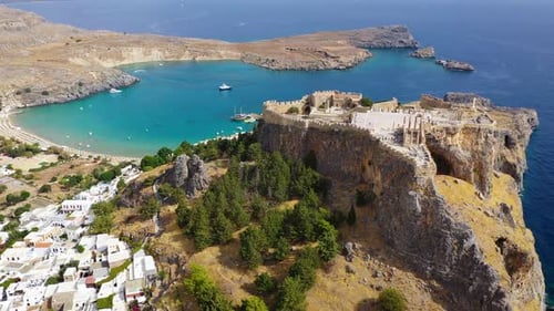 Ruines de l'Acropole de Lindos vues d'en haut, Rhodes, îles du Dodécanèse, îles grecques, Grèce. Acr