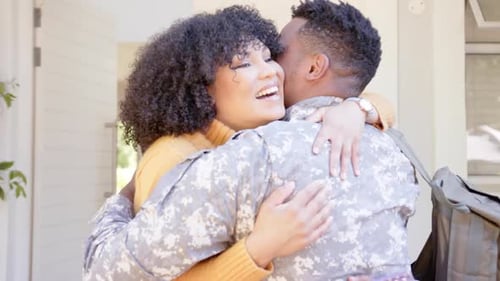 Soldier Returns Home to Loving Family Reunion