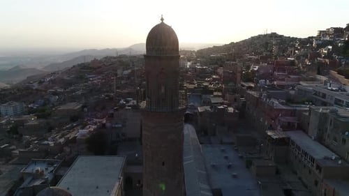 The Histori̇cal City Of Mardi̇n With Grand Mosque Minaret During Sunset In Turkey 4K