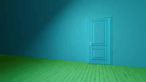 Porta turquesa que se abre no quarto escuro com piso verde