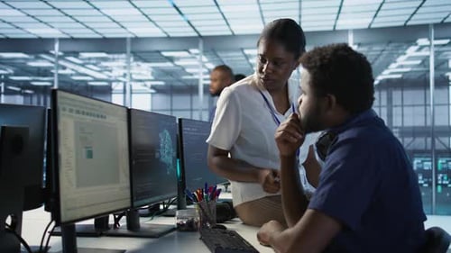 Manager Taking Feedback From Data Center Engineer