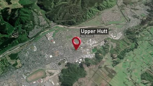 Zoom del mapa de la ciudad de Upper Hutt (Nueva Zelanda) del espacio a la Tierra