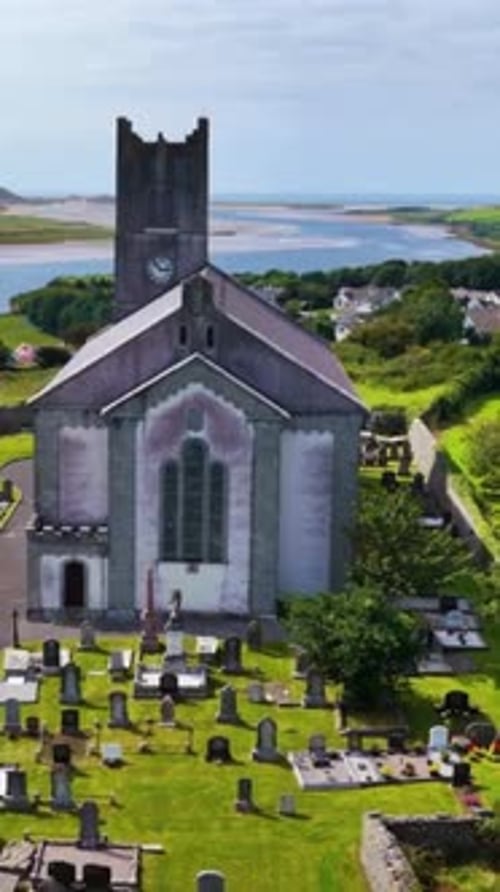 Vue verticale du paysage urbain de Ballyshannon, Irlande