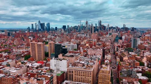 Descending above the highly-populated cityscape of the modern metropolis of New York