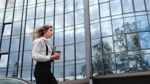 Fashion Business Woman Office Worker Employee Boss Going Downtown City Glass Building Morning Coffee