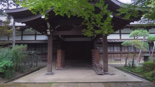 The entrances to the Buddhist temples in Tokyo have a very special architecture, all the architectur
