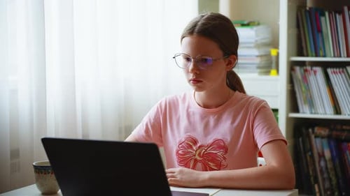 Teenage Schoolgirl Was Tired of Studying Online