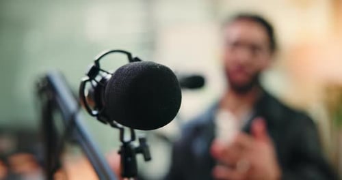 Content creation, podcast and mic for interview, online or tech for virtual journalism or broadcast