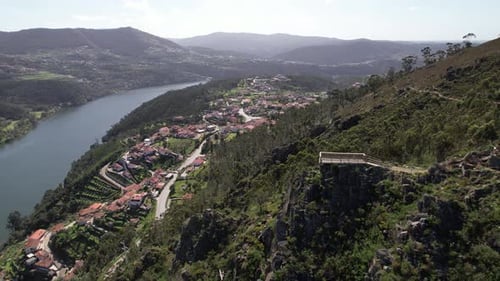 Miradouro da paisagem natural em Sebolido, Portugal