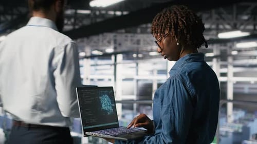 System Administrators in Data Center Monitoring AI LLM Visualization