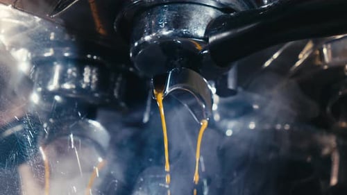 Espresso Brewing - 4K