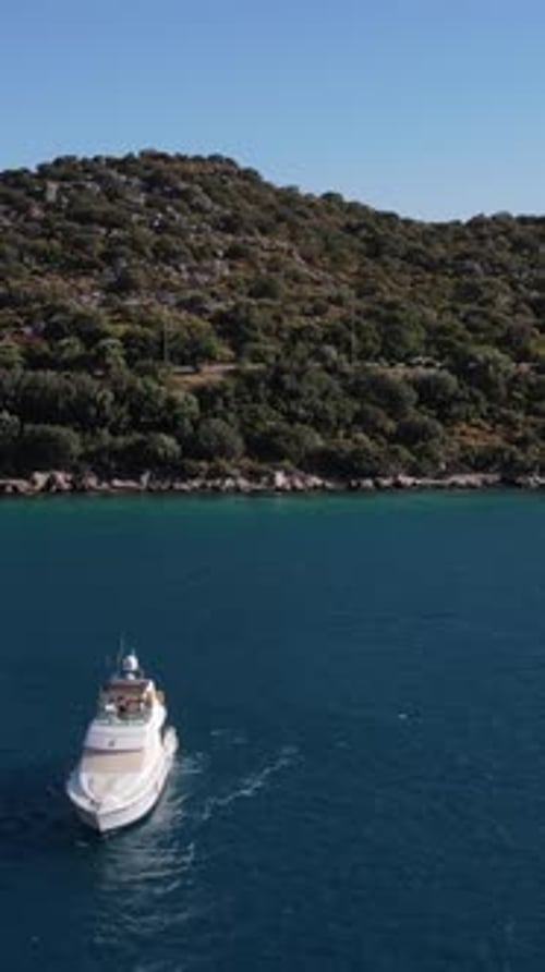 Summer Leisure Yacht Cruise