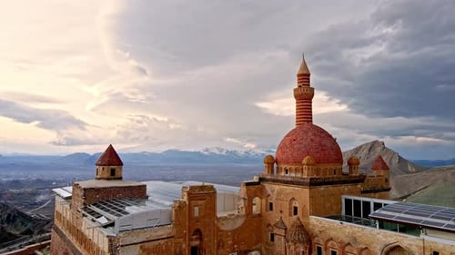 Ishak Pasha Palace