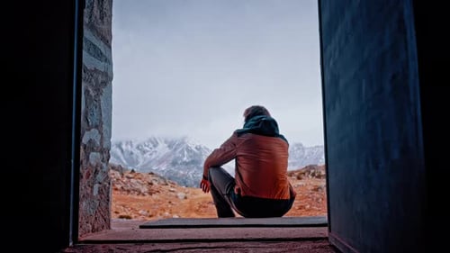 Exploring the Stunning Landscapes of the Pyrenees in Spain