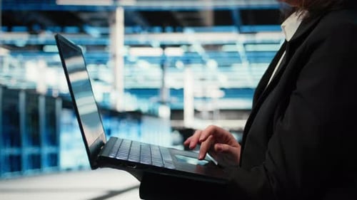 Close Up of Laptop Software Used By Data Center Admin to Do Troubleshooting