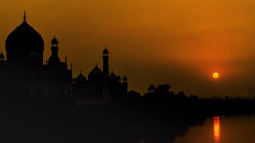 Sunset at taj mahal timelapse, agra, india