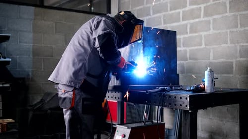 Soldador para trabajar y soldar con máscara - plano deslizante